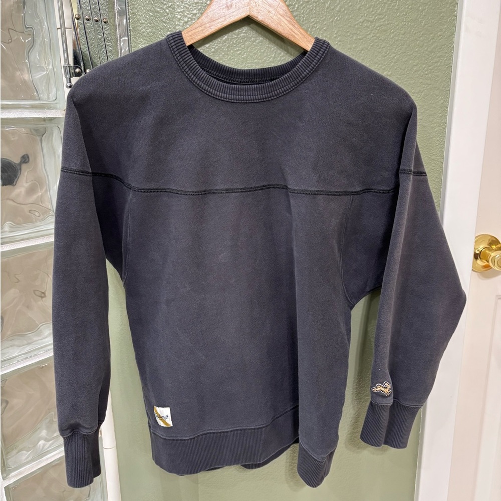 Tracksmith Women’s Black Crewneck Sweatshirt; Size M